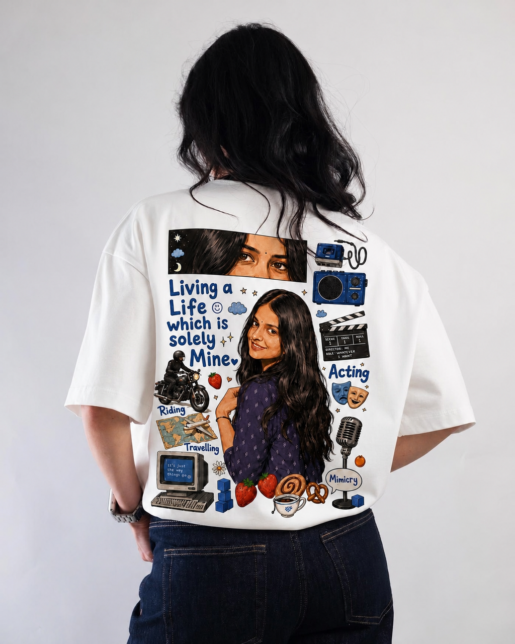 Customisable White Oversized T-shirt - Premium 220 GSM (Women)